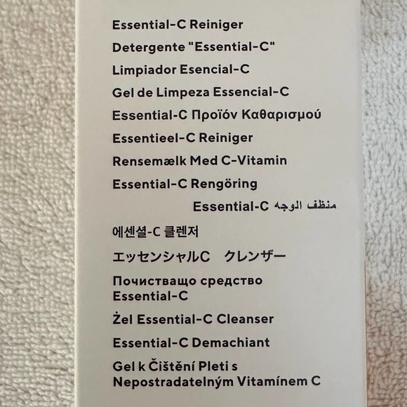 NIB, Murad Environmental Shield Essential-C Cleanser - Picture 5 of 12